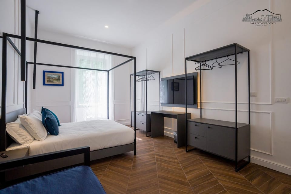 Bed, TV and multimedia, Bedroom, wardrobe, air conditioner