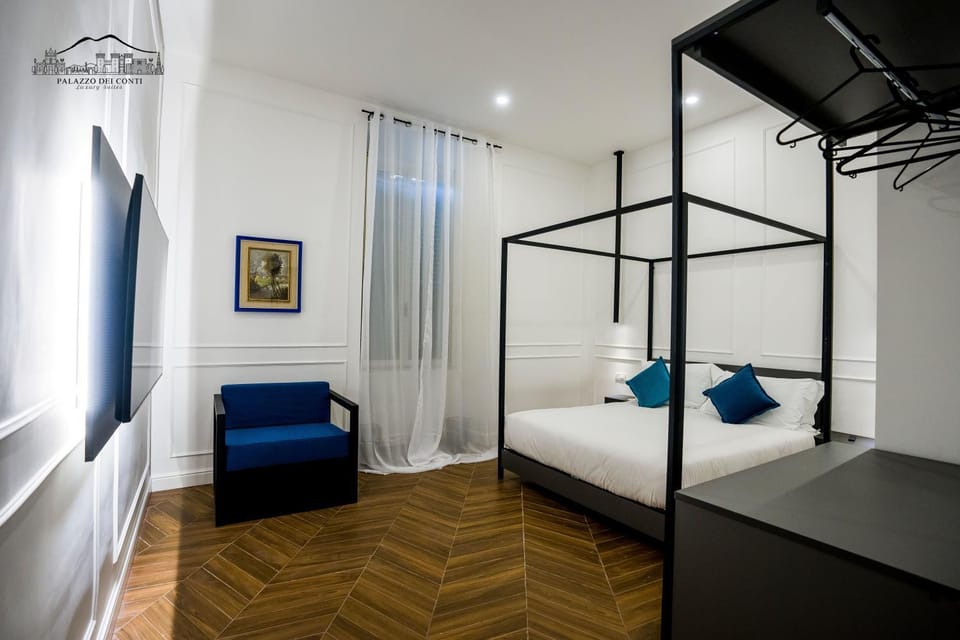 Bed, TV and multimedia, Photo of the whole room, Bedroom, air conditioner