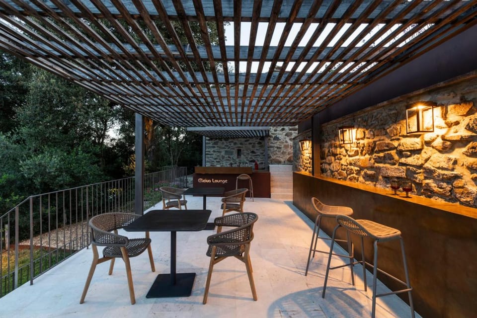 Lounge or bar