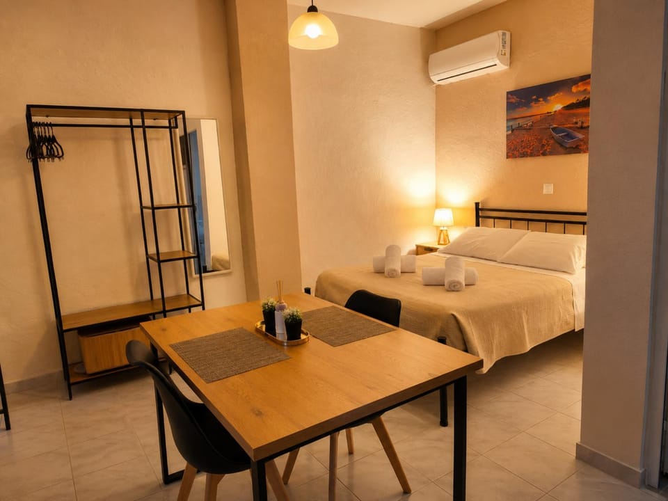 Bed, Bedroom, air conditioner