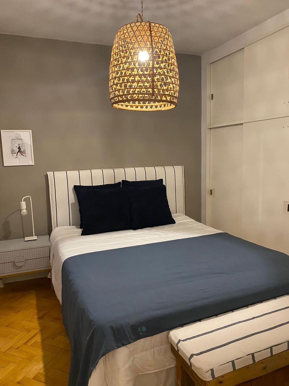 Photo of the whole room