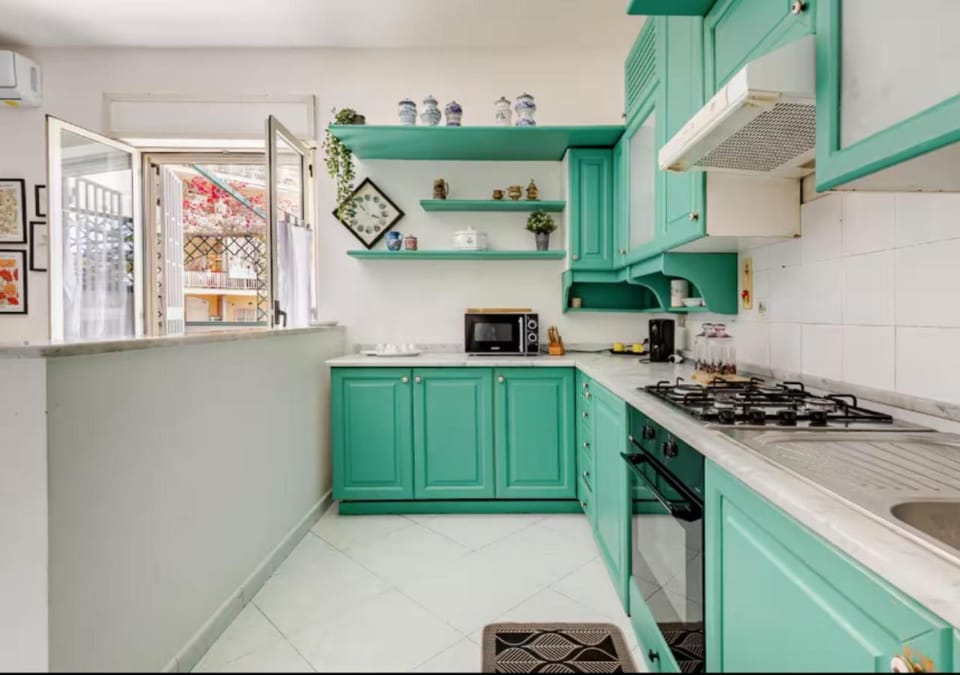 Kitchen or kitchenette, dishwasher, minibar, pet friendly, stove