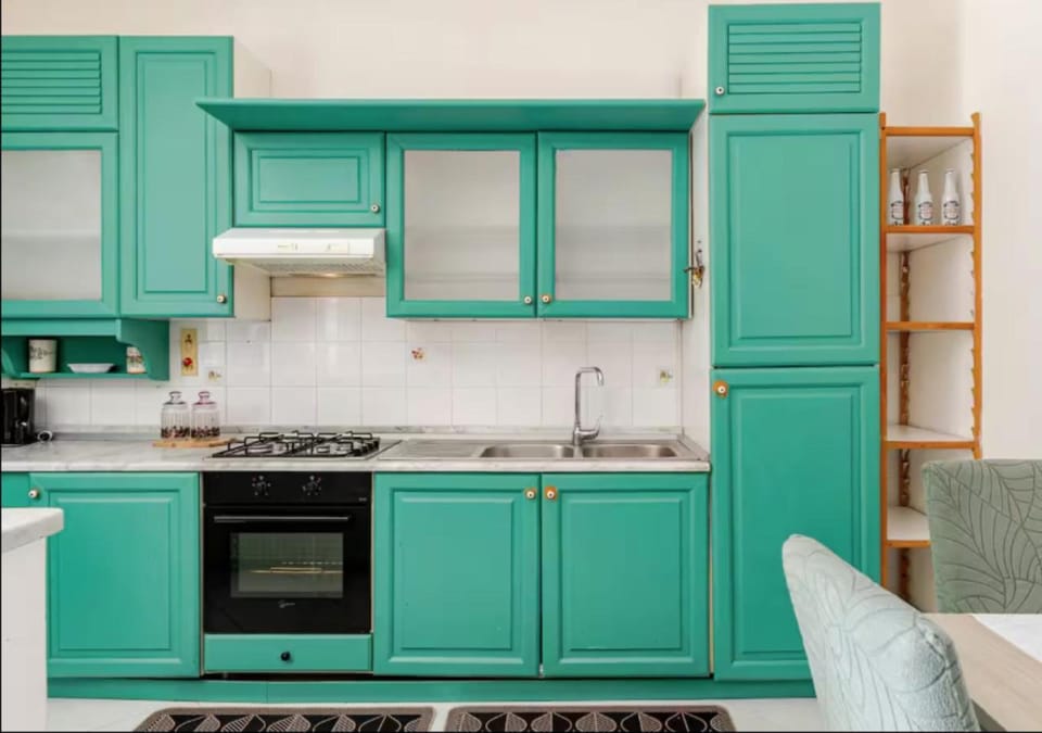 Kitchen or kitchenette, dishwasher, minibar, oven, pet friendly, stove