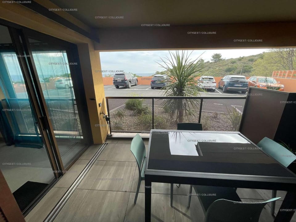 Balcony/Terrace, Balcony/Terrace, Dining area