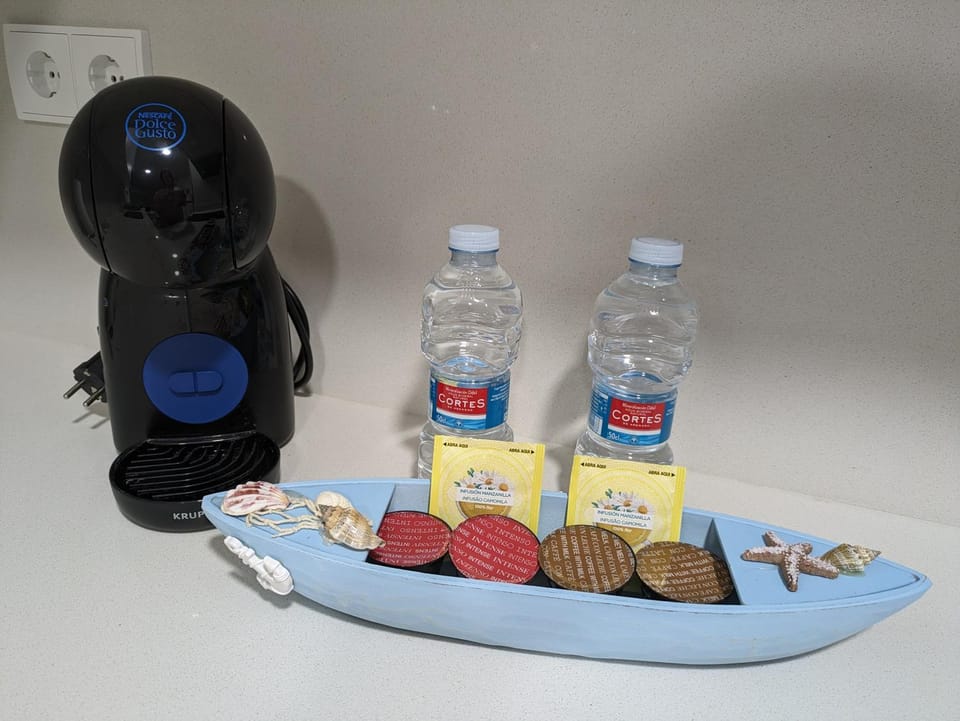 Coffee/tea facilities, Drinks