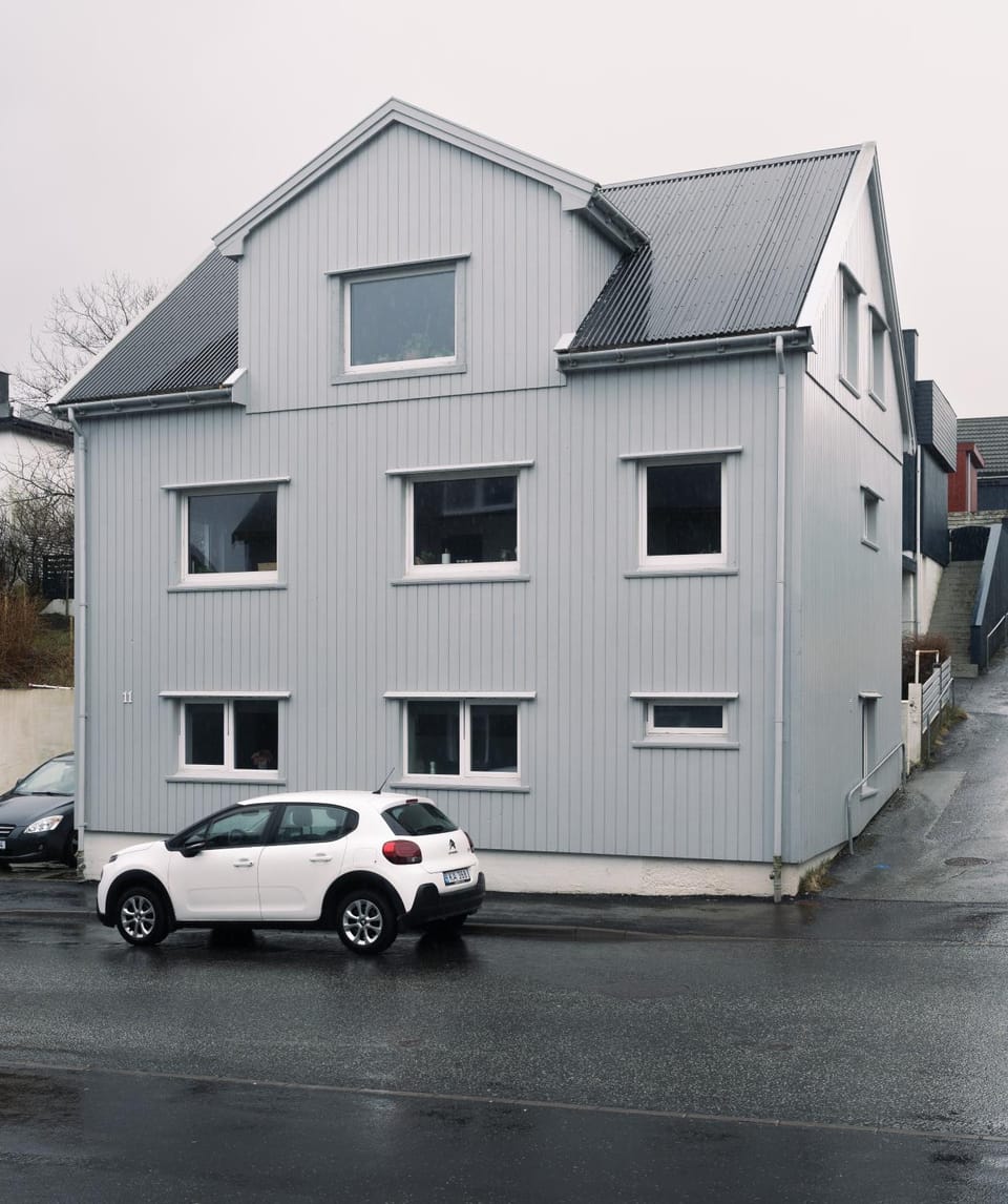 Property building, Day