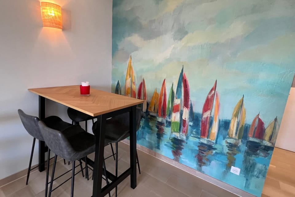 Decorative detail, Dining area