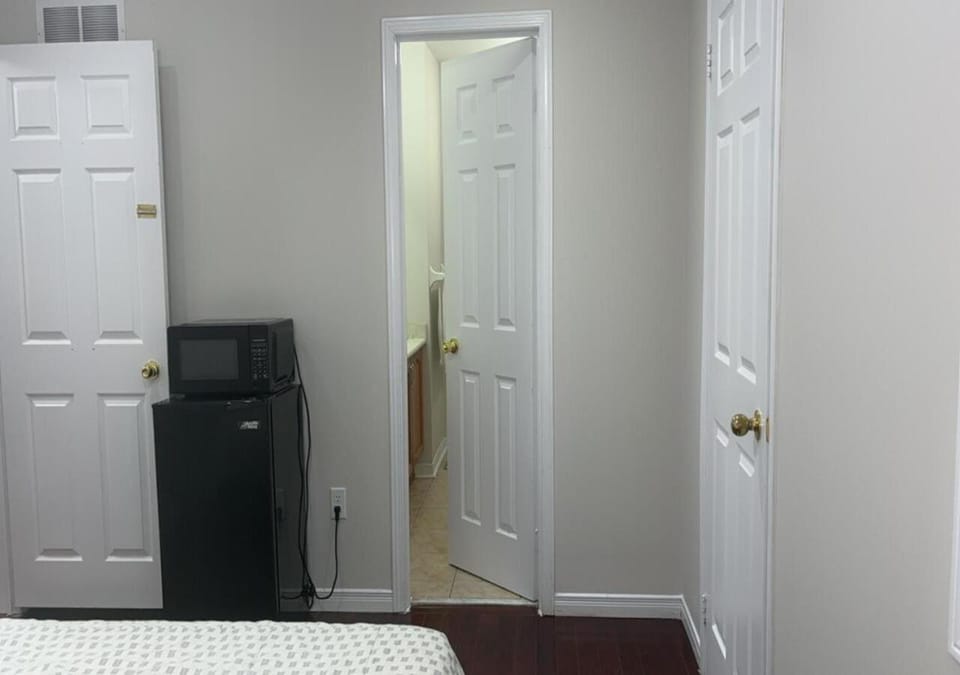 minibar, wardrobe
