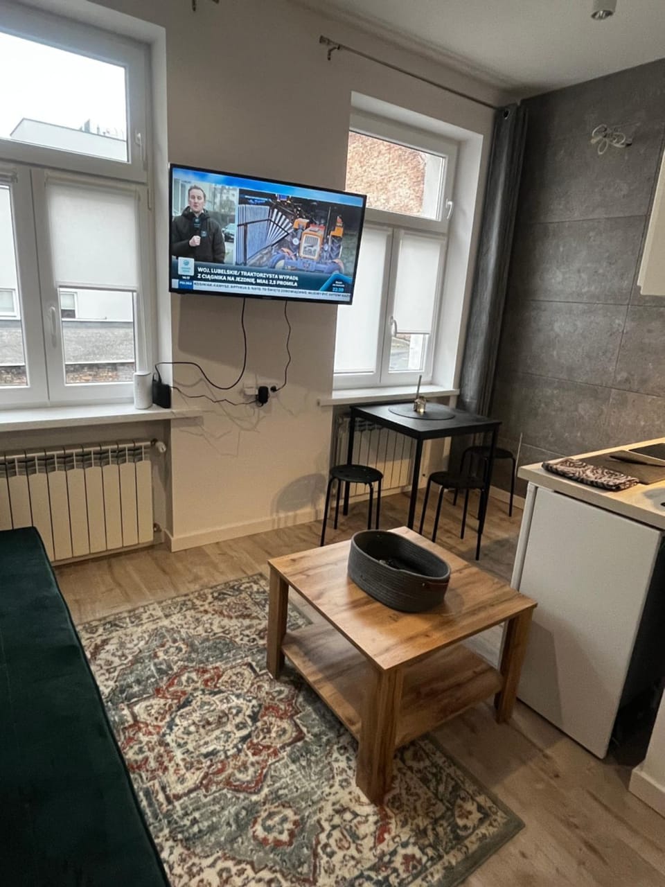 TV and multimedia, Living room, Dining area