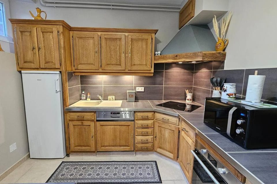 Kitchen or kitchenette, dishwasher, minibar, pet friendly, stove, toaster