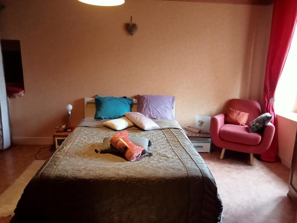 Le calme à la campagne à deux pas de Langeac House in Auvergne-Rhône-Alpes