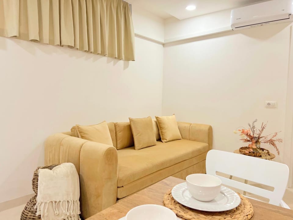 EXCLUSIVE OFFER - Cave By the Sea Apartment in Tirana County, Albania