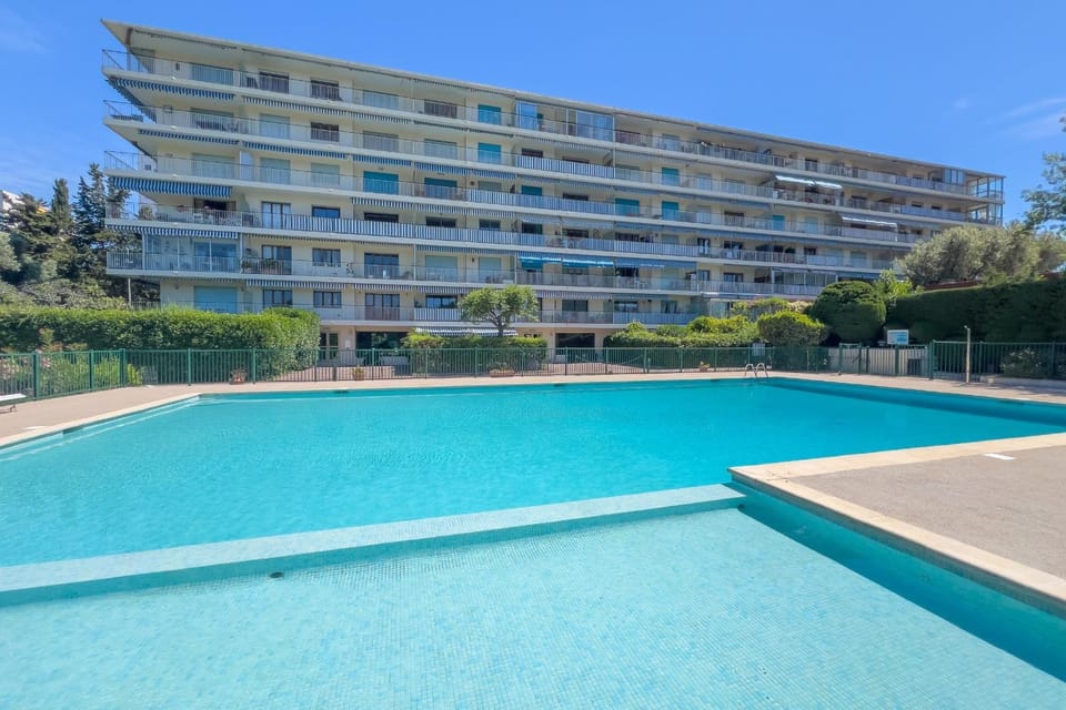 Property building, Pool view, Swimming pool