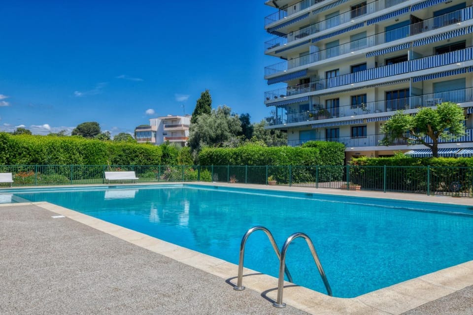 Property building, Pool view, Swimming pool