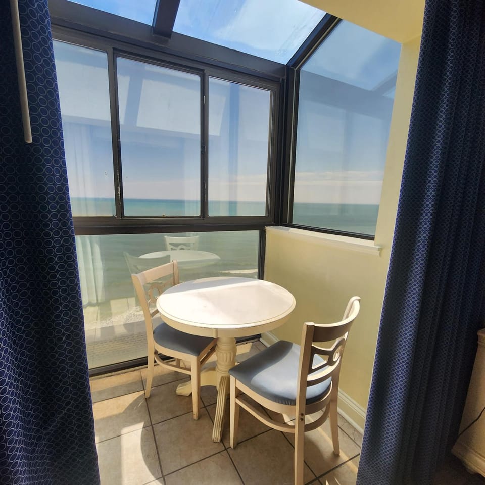 Oceanview Honeymoon Suite with Jacuzzi DW1613 Apartment in Myrtle Beach