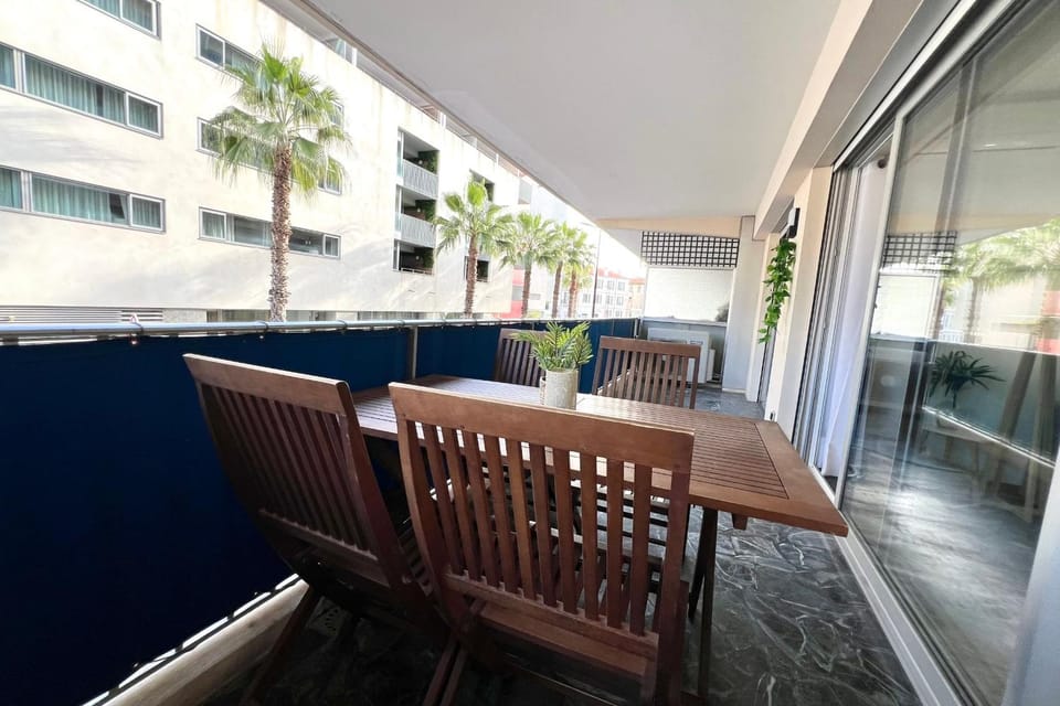 View (from property/room), Balcony/Terrace, Seating area