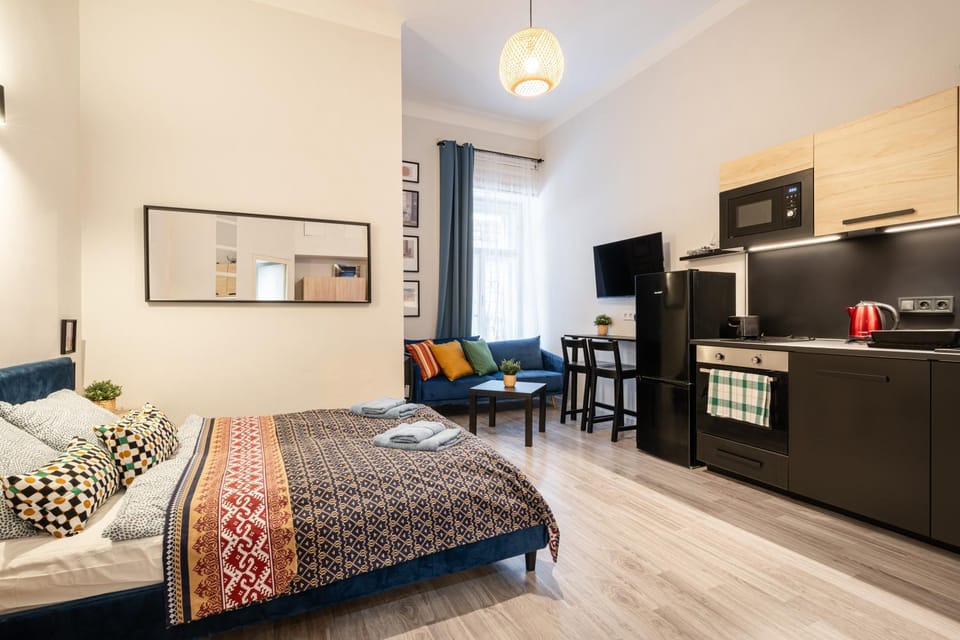 Kitchen or kitchenette, Photo of the whole room, Bedroom