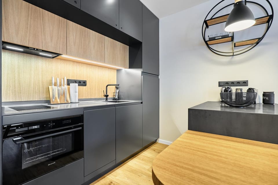 Coffee/tea facilities, Kitchen or kitchenette, pet friendly, stove