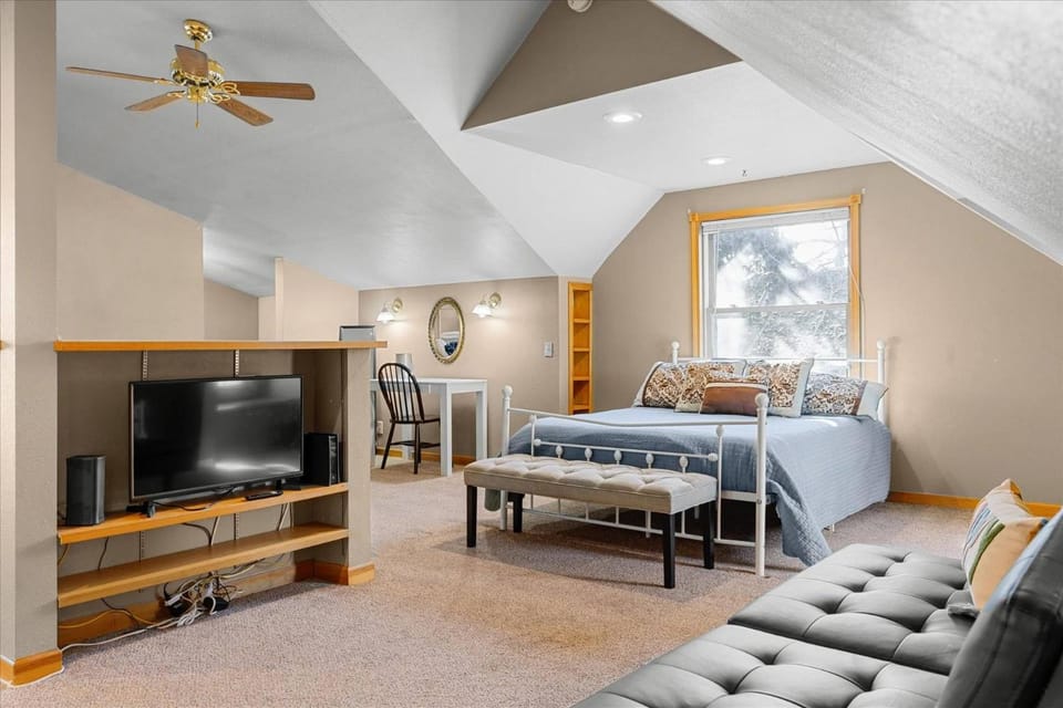 C Street Charm House in Coeur dAlene