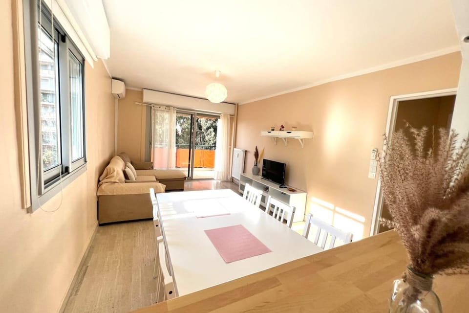 Antibes - 4 people - Parking Apartment in Antibes