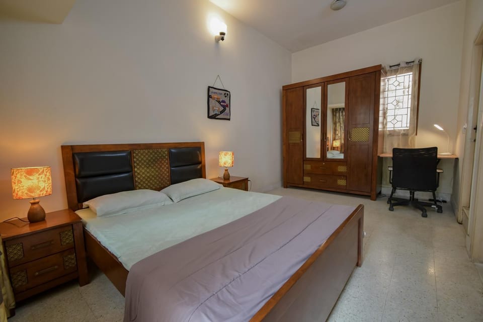 Bed, Bedroom, hair dresser, wardrobe