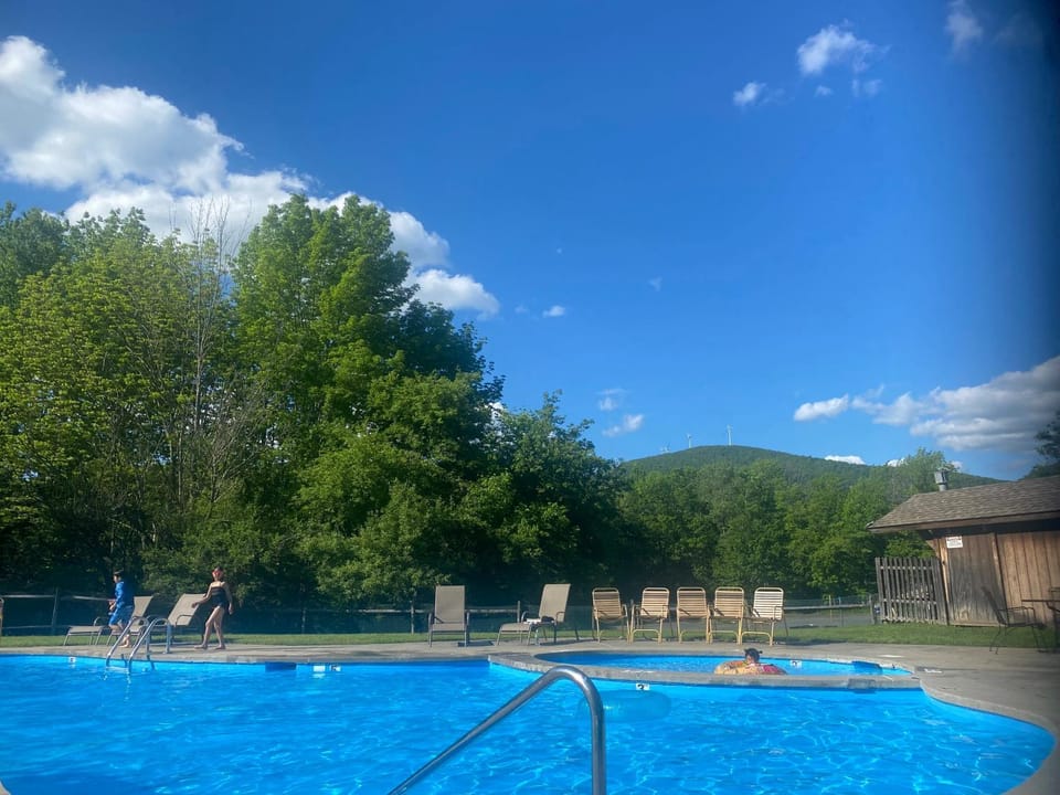 Swimming pool, Swimming pool