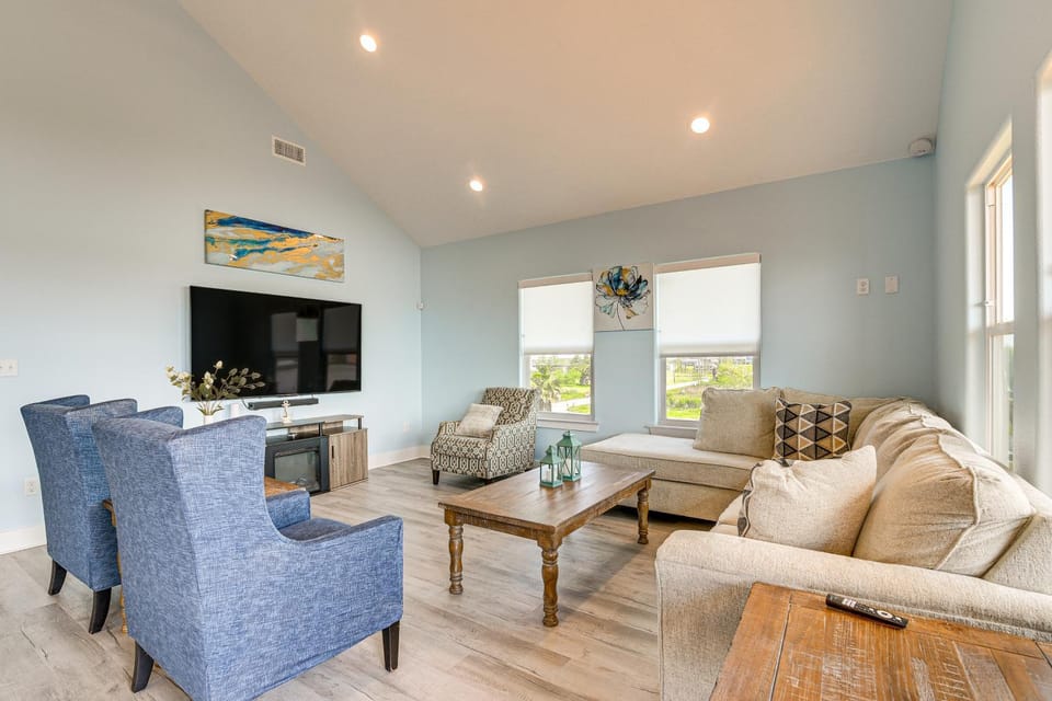 Port Bolivar Beach House w/ Oceanfront Views! House in Texas City