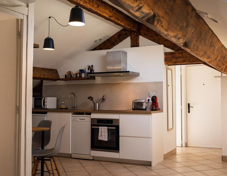 SOLÉA Deux pièces Golfe Juan 2 à 4 personnes Plage à 5 min Apartment in Antibes