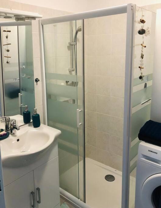 Charmant T2 idéal CV parking privé à la résidence Apartment in Provence-Alpes-Côte d'Azur