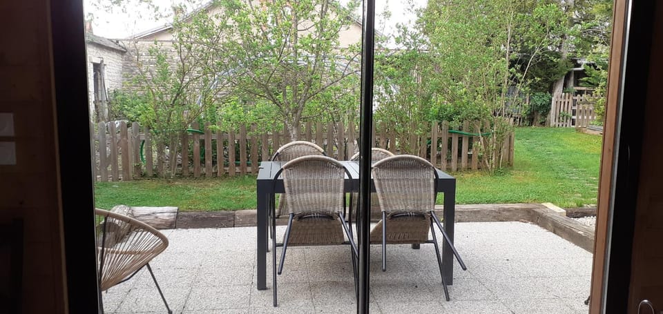 Patio, Balcony/Terrace, Dining area, Garden view