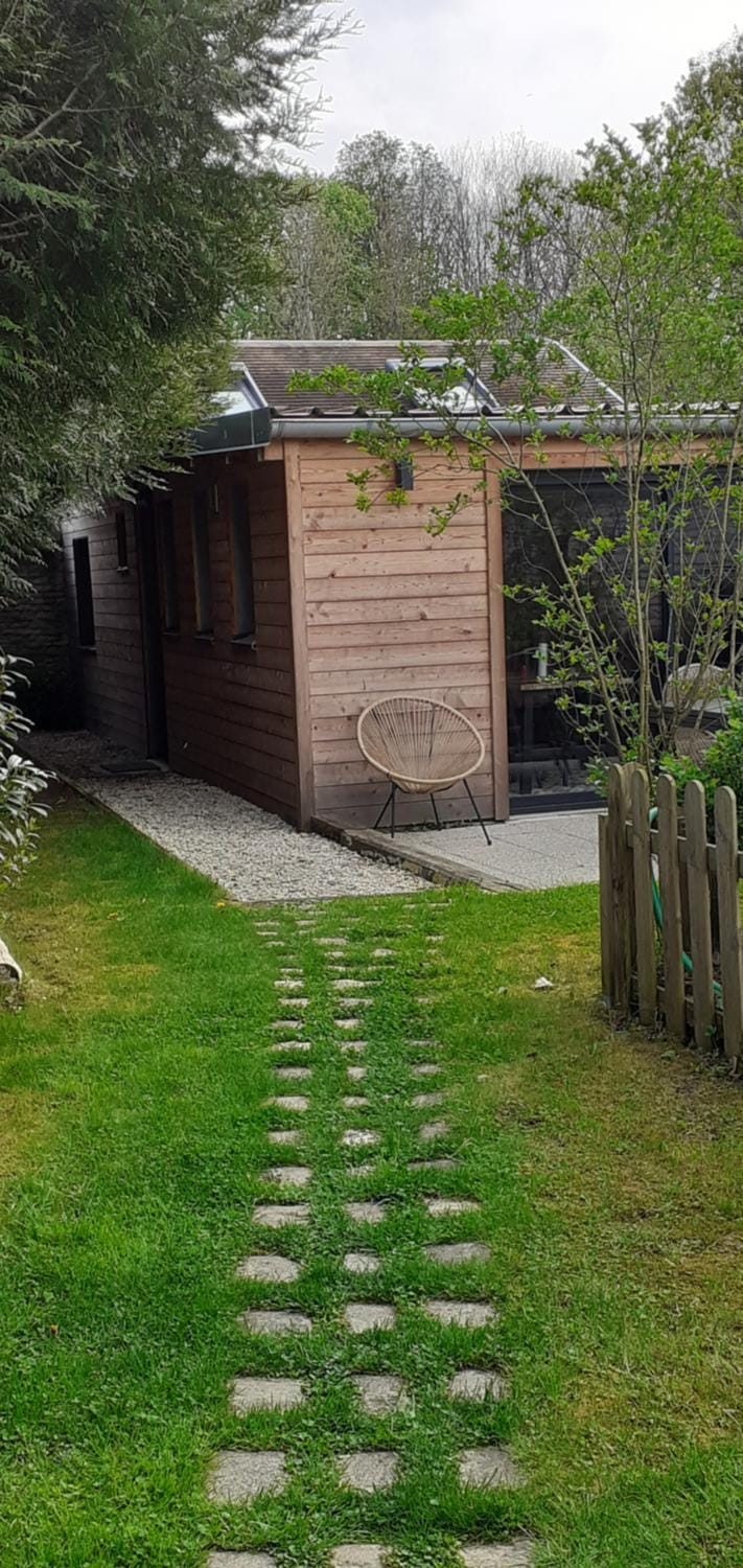 Property building, Spring, Day, Garden, Garden view