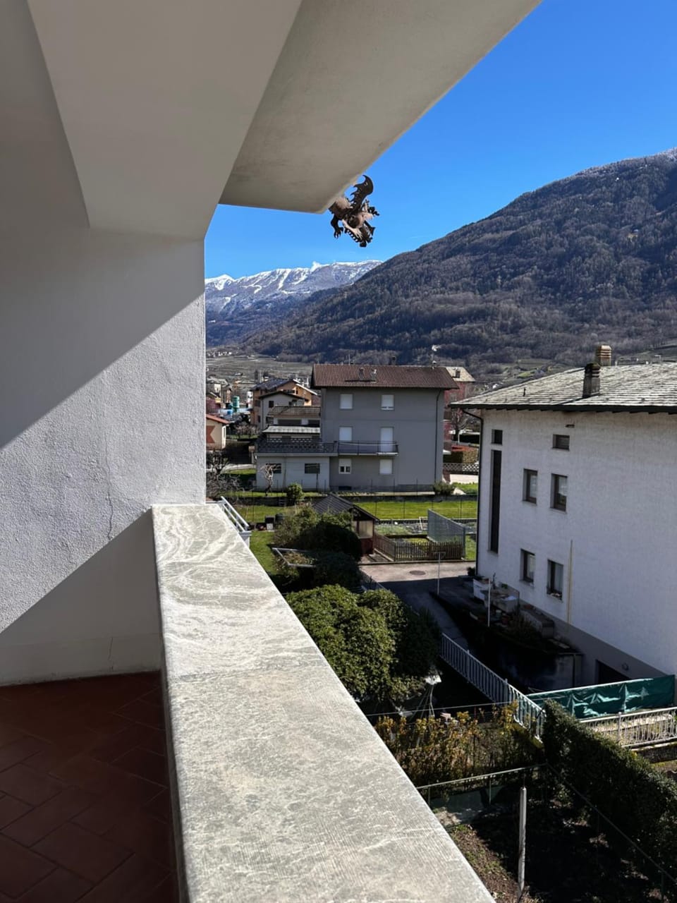 Balcony/Terrace, Mountain view