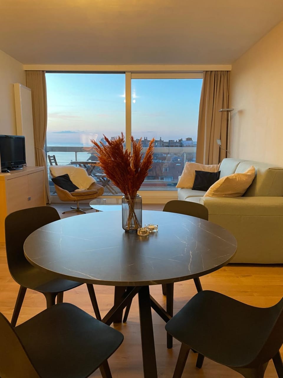 Studio safari - Modern, vernieuwd app met zicht op zee Apartment in Koksijde