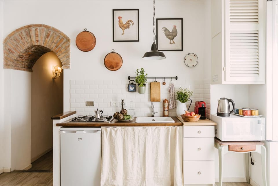 Kitchen or kitchenette, Breakfast