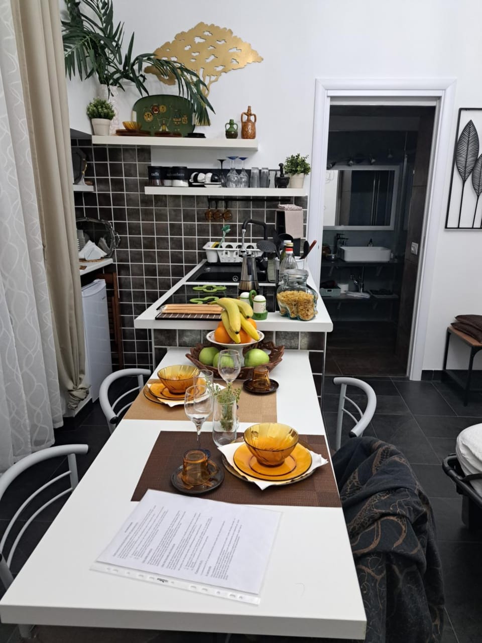 Kitchen or kitchenette