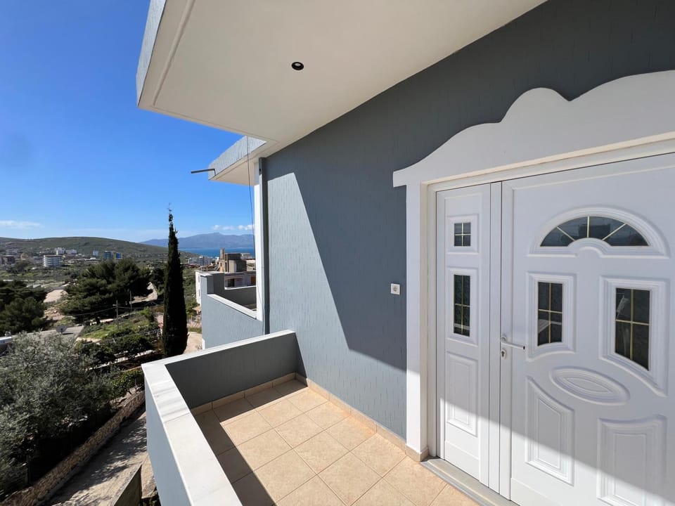 Property building, Natural landscape, View (from property/room), Balcony/Terrace, Mountain view