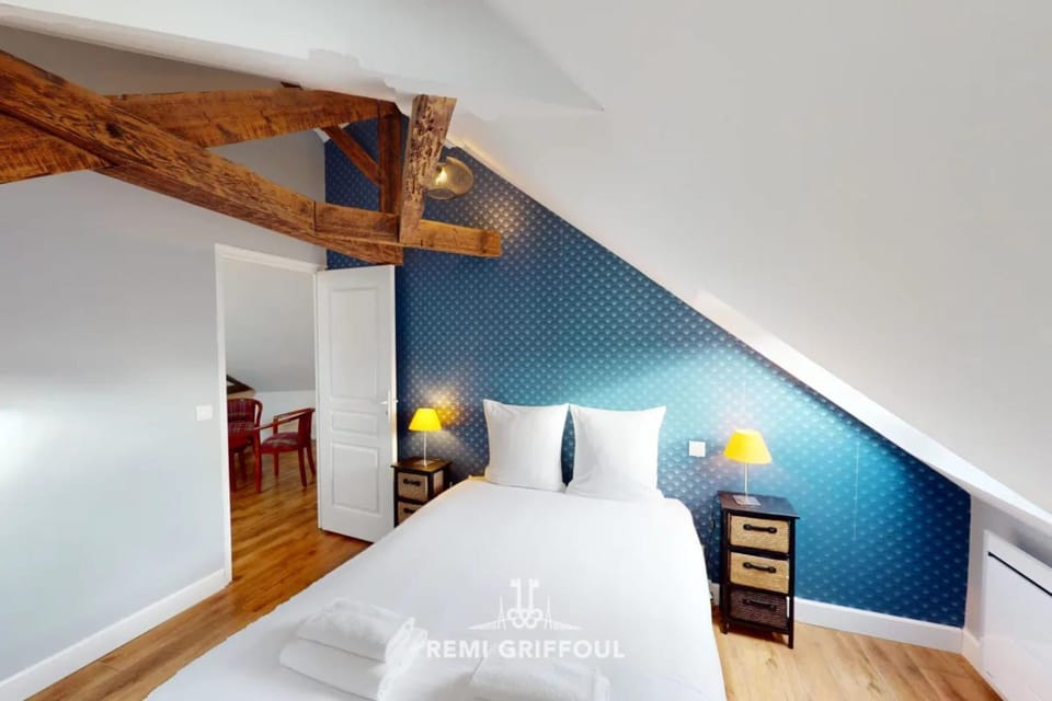 Duplex Traversière Spacious 100m from the Port 4 Guests Apartment in Honfleur