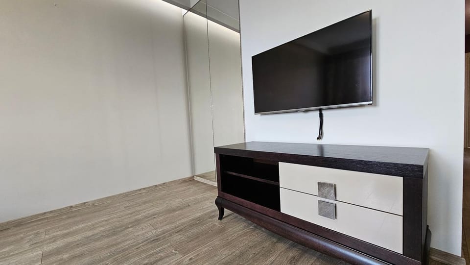 Communal lounge/ TV room, TV and multimedia, Evening entertainment