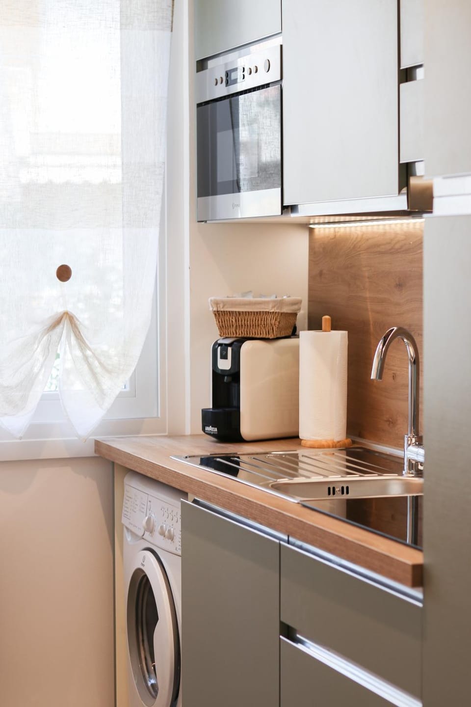 Coffee/tea facilities, Kitchen or kitchenette, washing machine