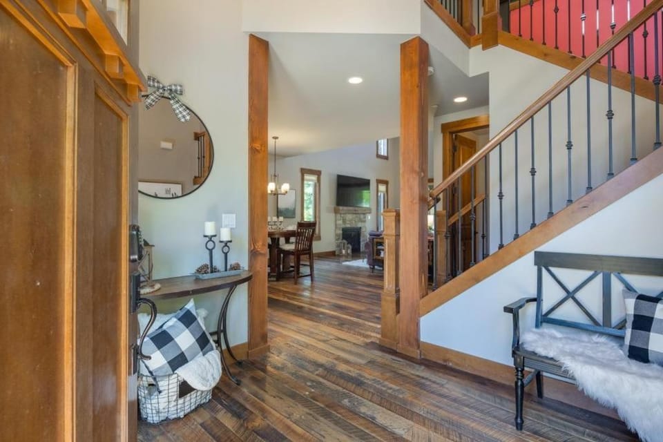 Game Room, Hot Tub, Suncadia Pool Access House in Kittitas County