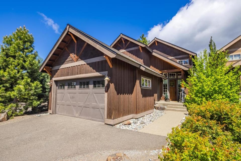 Game Room, Hot Tub, Suncadia Pool Access House in Kittitas County
