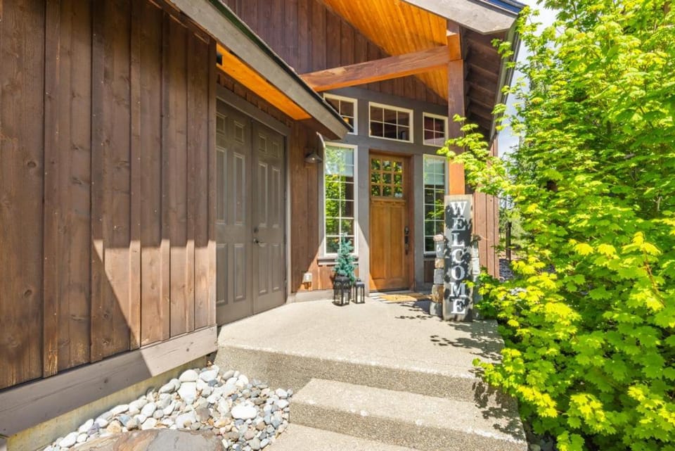 Game Room, Hot Tub, Suncadia Pool Access House in Kittitas County