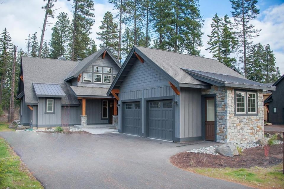 Central Location w/ Suncadia Pool Access House in Kittitas County