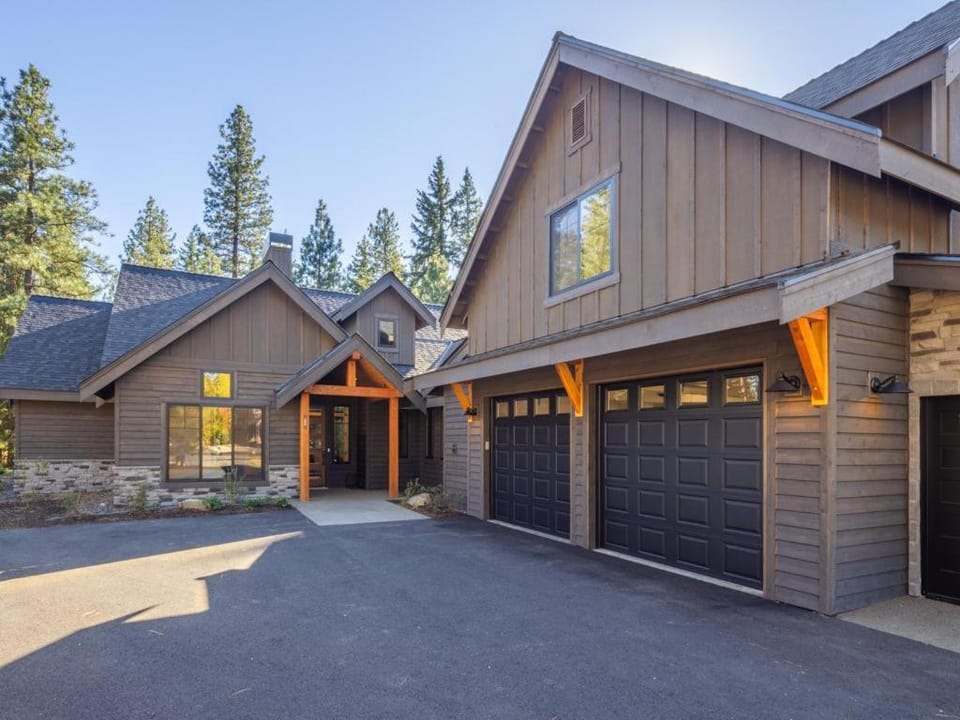 Game Room, Hot Tub, Suncadia Pool Access House in Kittitas County