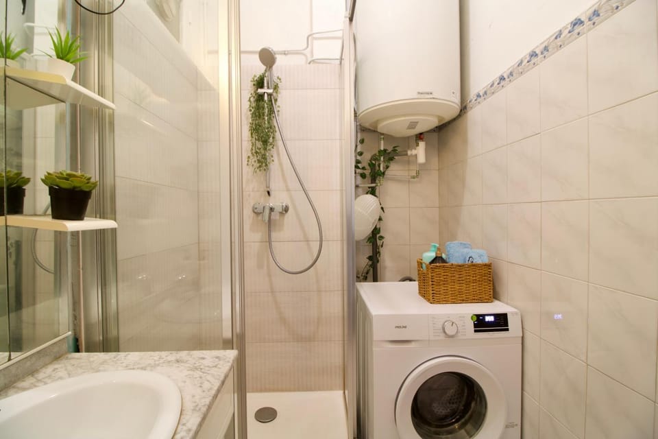 Appartement de charme proche stade Vélodrome Apartment in Marseille