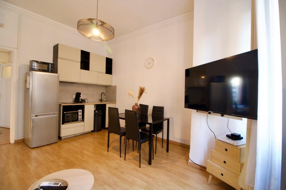 Appartement de charme proche stade Vélodrome Apartment in Marseille