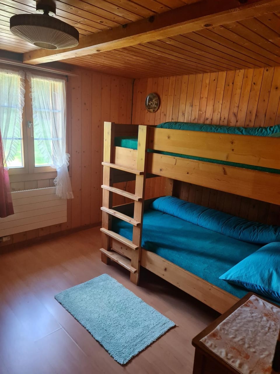 Bed, Photo of the whole room, bunk bed