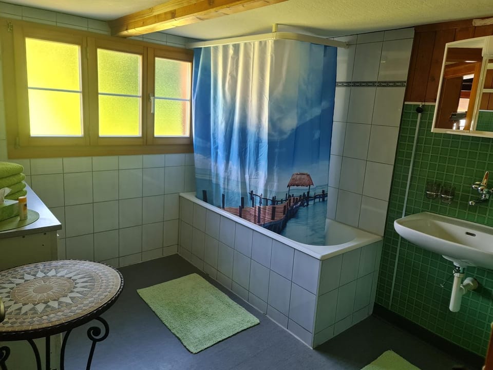 Bathroom, Bath, towels
