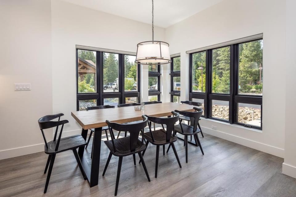 Pet Friendly Condo, Suncadia Pool Access House in Kittitas County