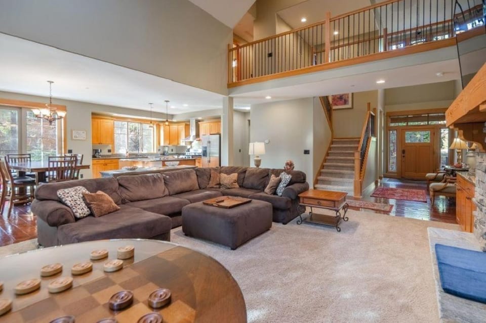 Family Home, Hot Tub, Suncadia Pool Access House in Kittitas County